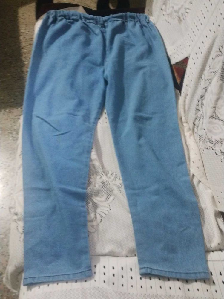 Comfortable Blue Denim Jeans