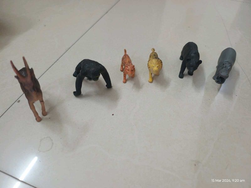 Set of 6 Animal Figures