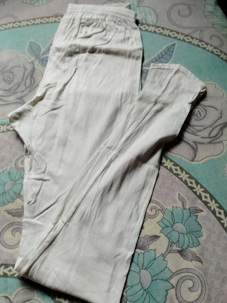 Comfortable White lagging