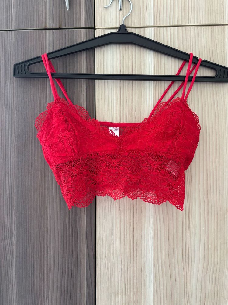 OXXO LACE DETAIL BRALETTE
