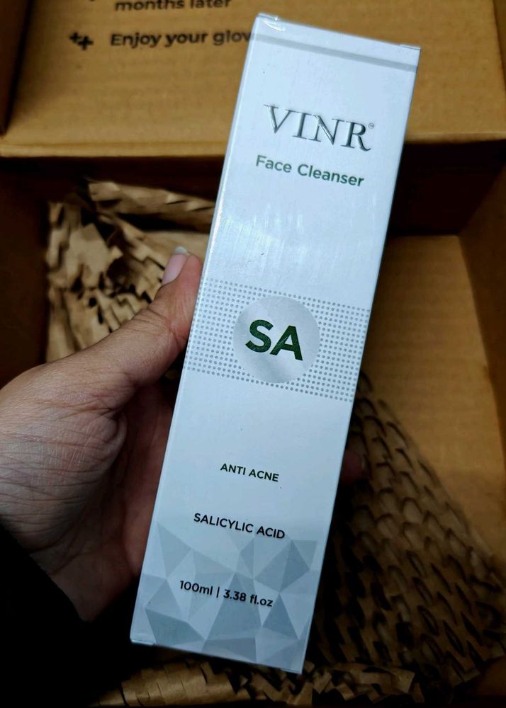 VINR Anti Acne Face Cleanser