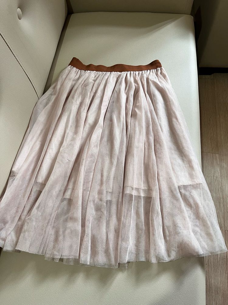 Elegant Beige Tulle Skirt