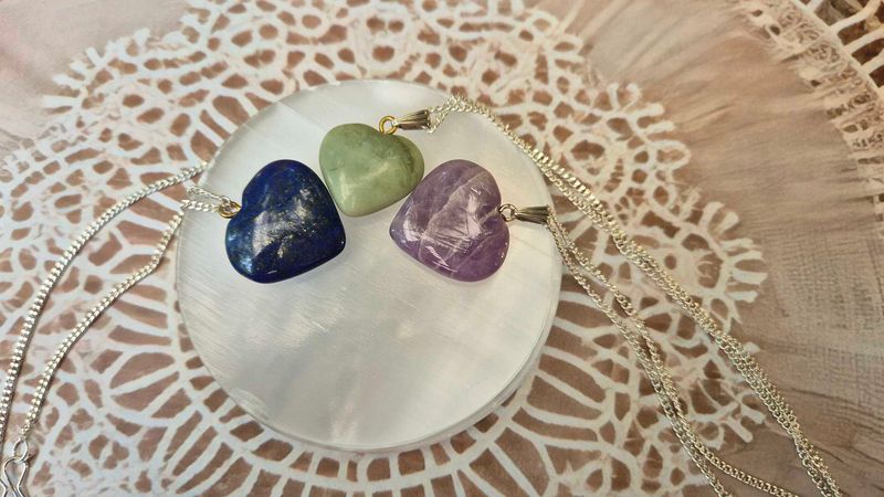 Heart Stone Pendants With Chain