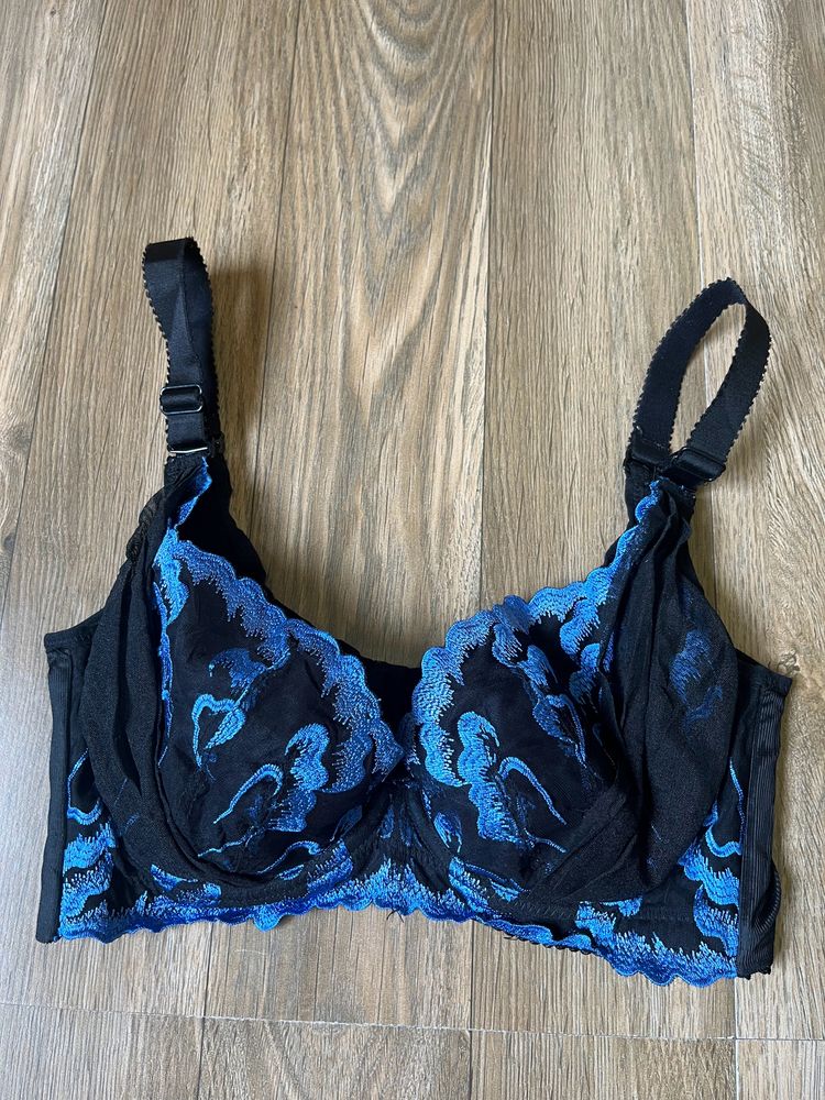 Black And Blue Bra