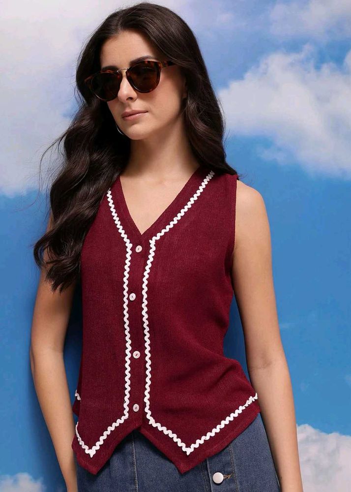 Maroon Sleeveless V-Neck Top