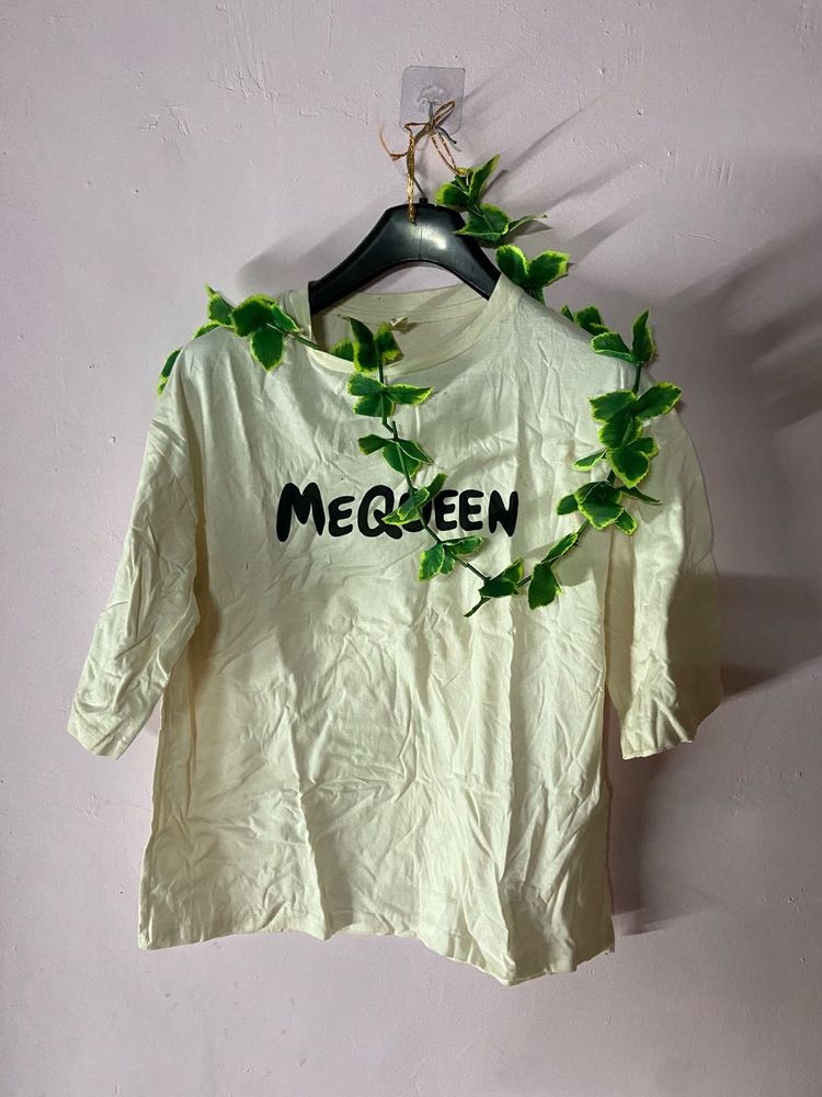 ME QUEEN Top
