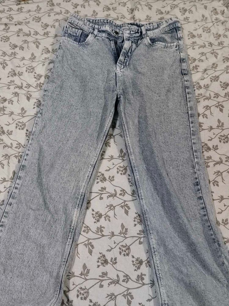 Stylish Acid Wash Jeans