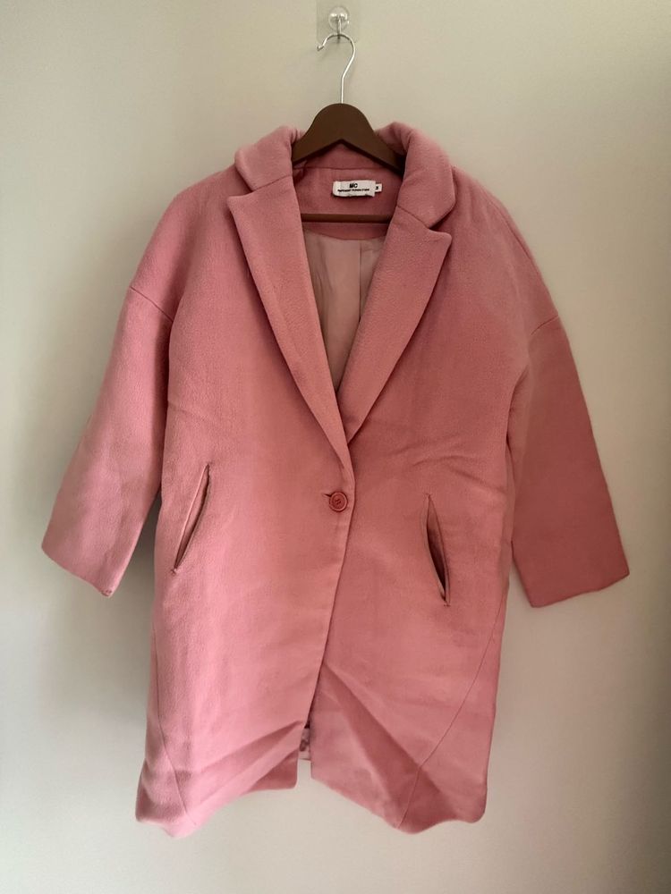 Chic Pink Oversized Blazer