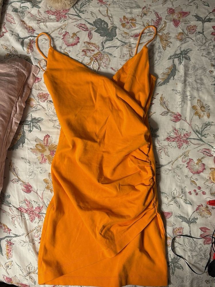 Chic Orange Bodycon Mini Dress