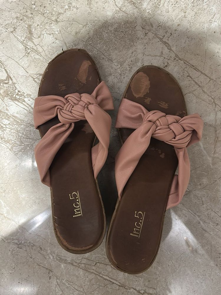 Stylish Pink Braided Flats