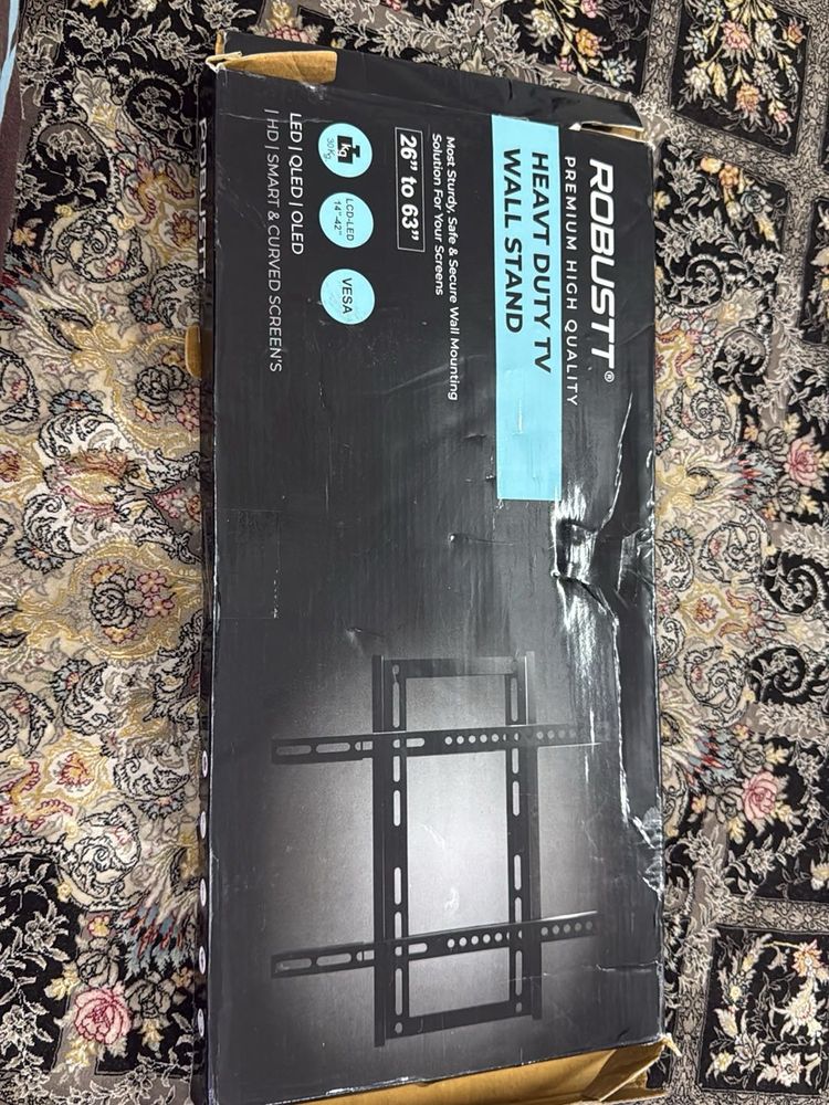 ROBUSTT Heavy Duty TV Wall Stand