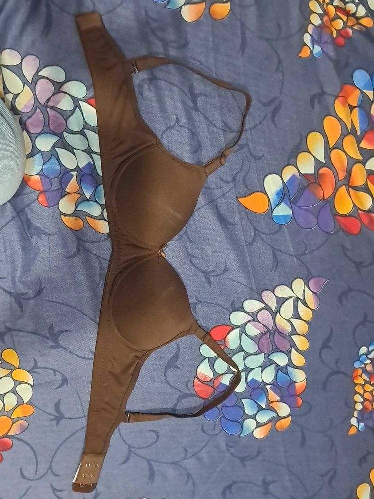 Light padded seamless Bra
