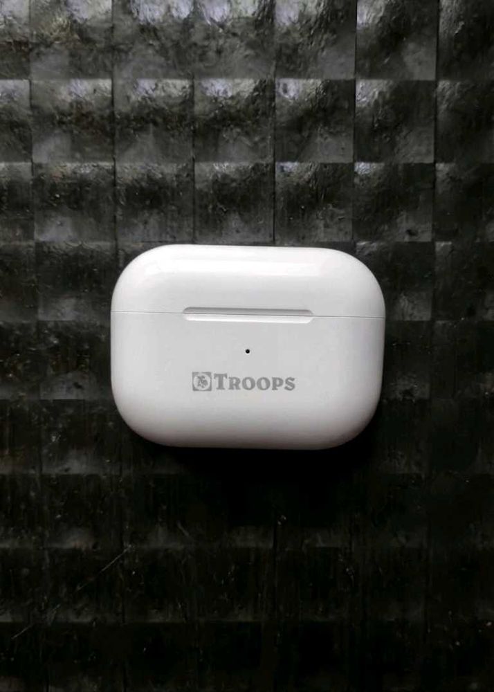 earbuds