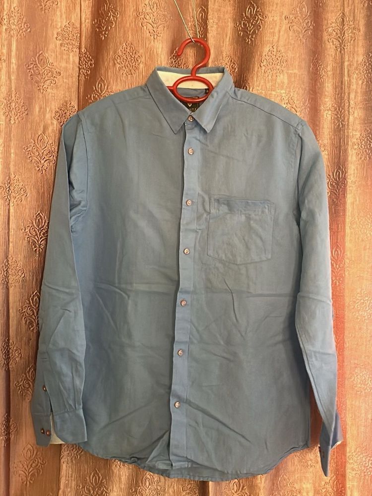 Men's Blue Long Sleeve Button-Up Shirt
