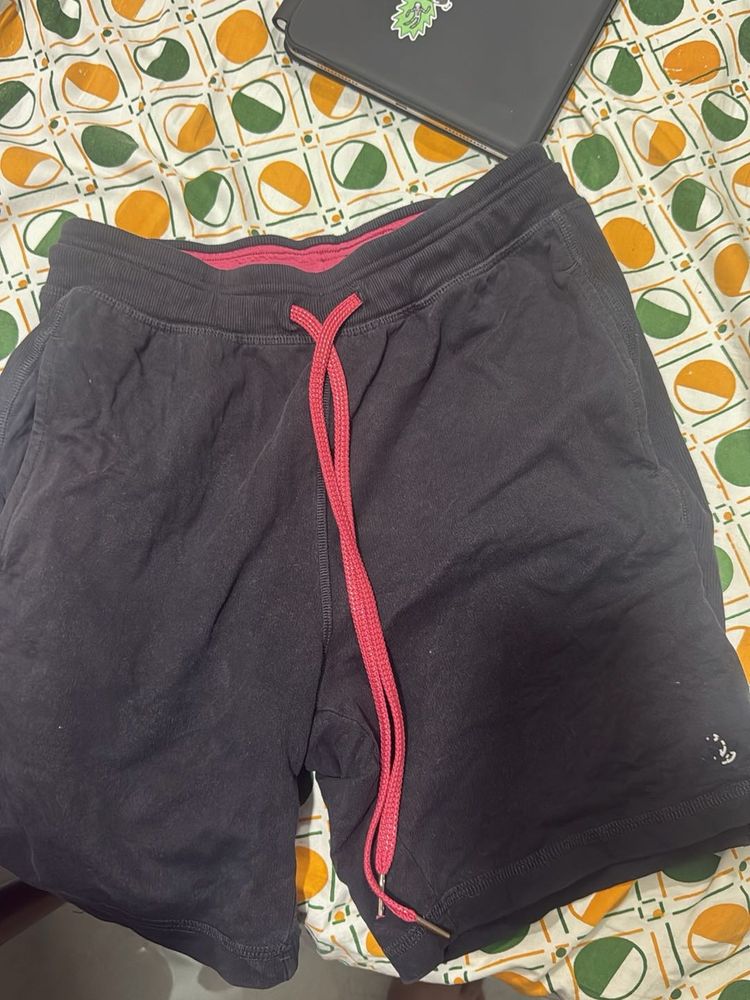 Comfortable Black Sweat Shorts