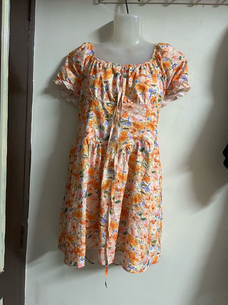 Chic Floral Print Mini Dress