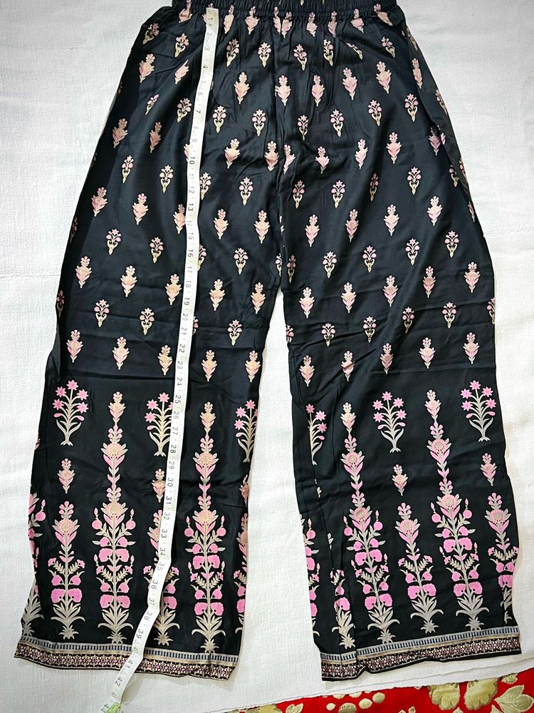 Elegant Black Floral Print Palazzos