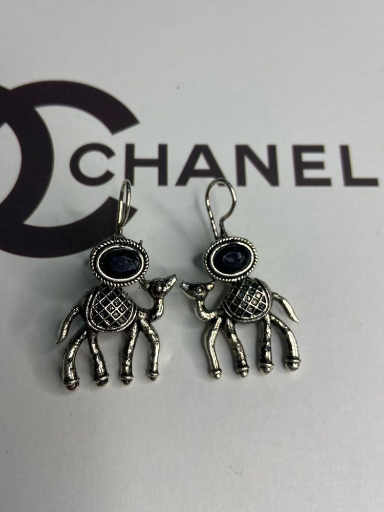 Cute Camel Earrings PERFECT FOR PIERCINGS