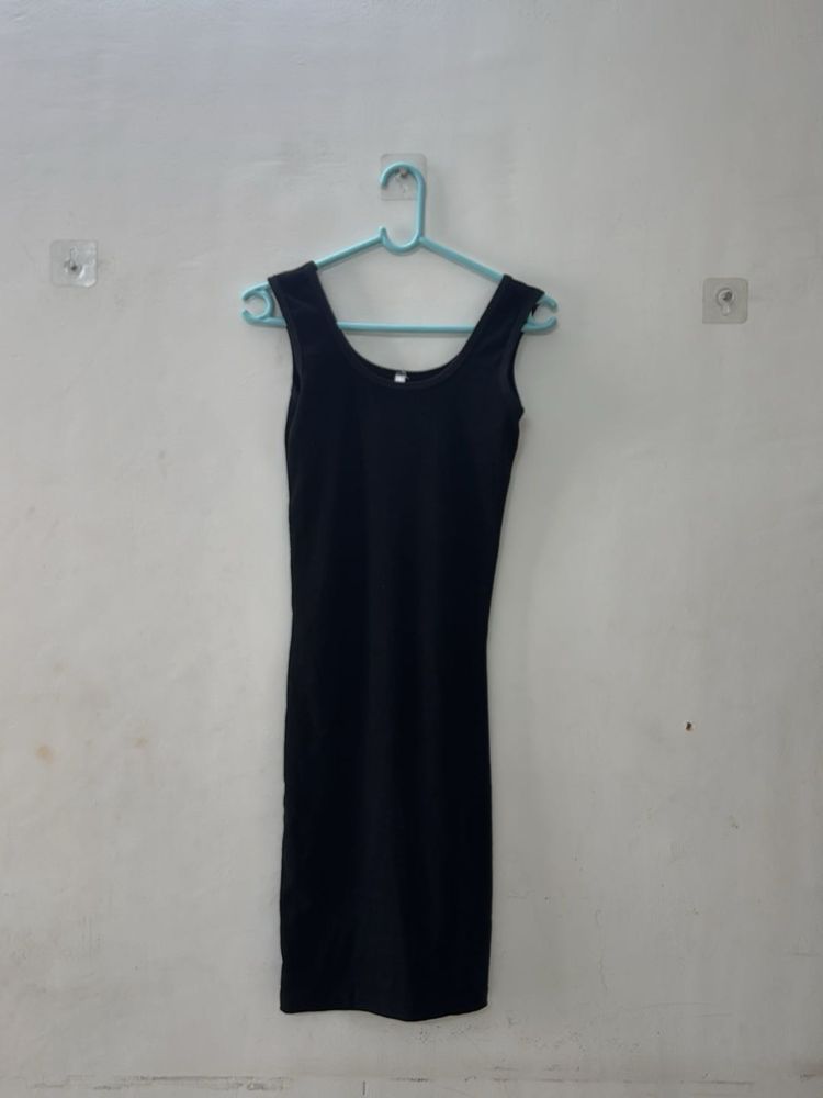 Classic Black Sleeveless Dress