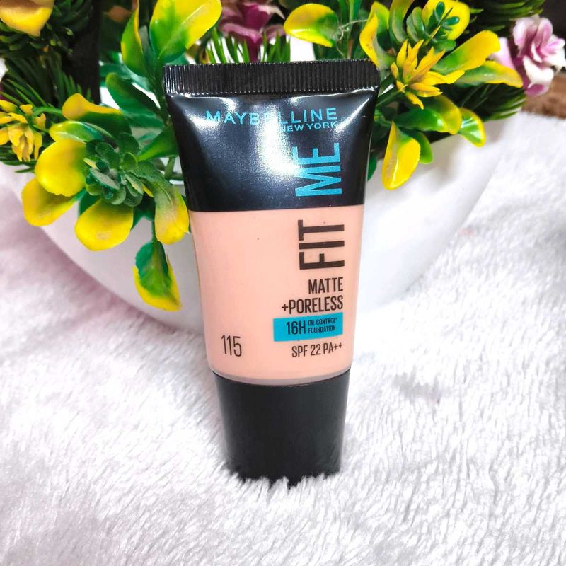 Maybelline New York Liquid Foundation, Matte &amp; Por