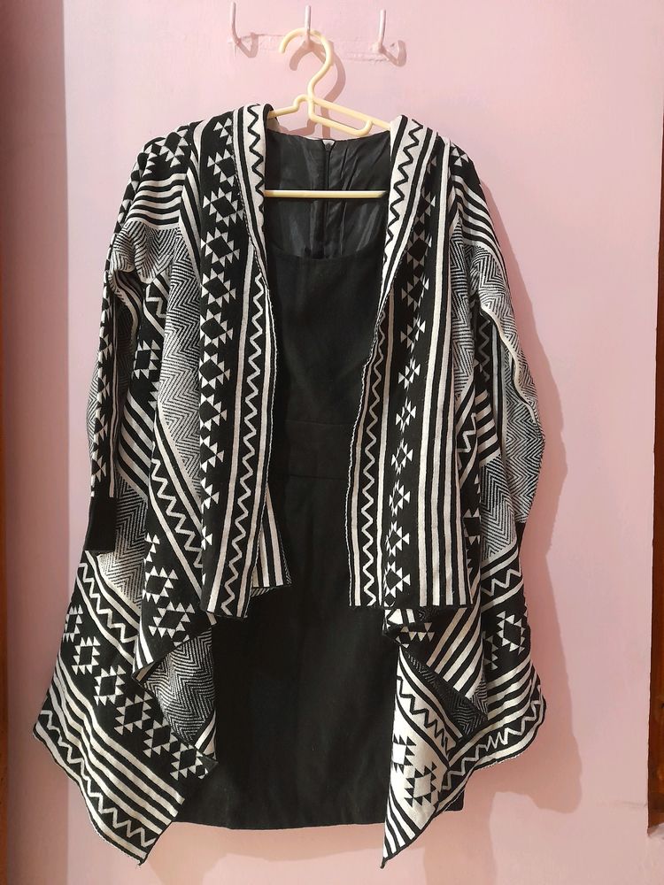 Brand New Black Short Bodycon Dress 👗 (Shrug Not