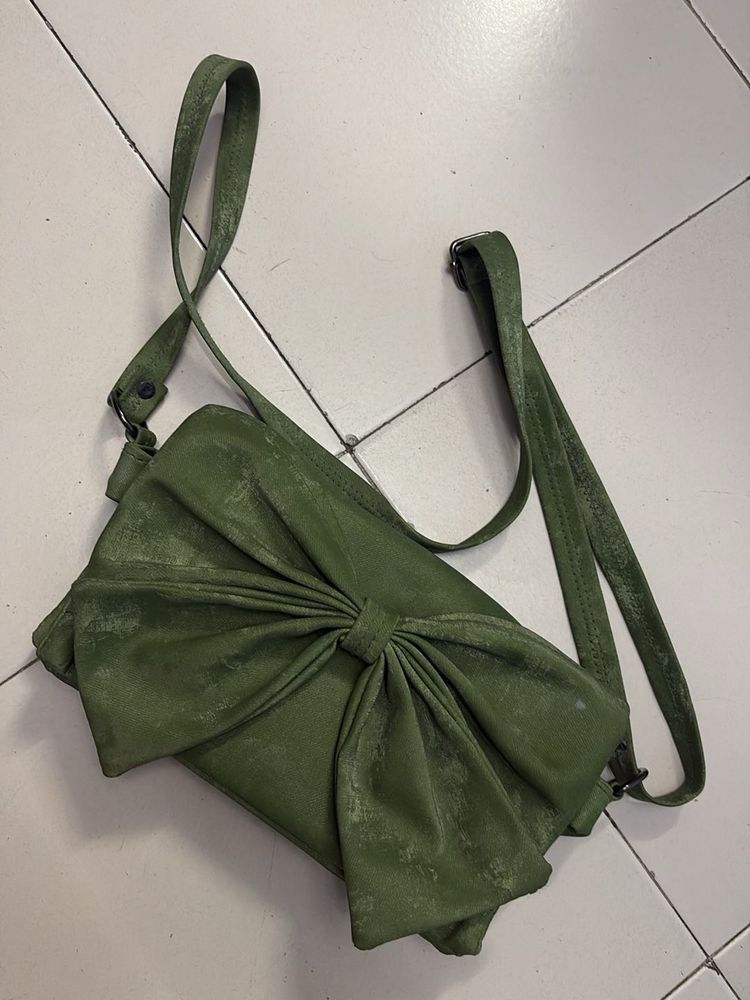 Green Clutch Bag with Bow Detail