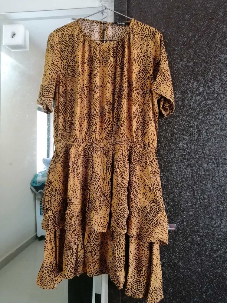 Animal Print Ruffle Dress m to xl