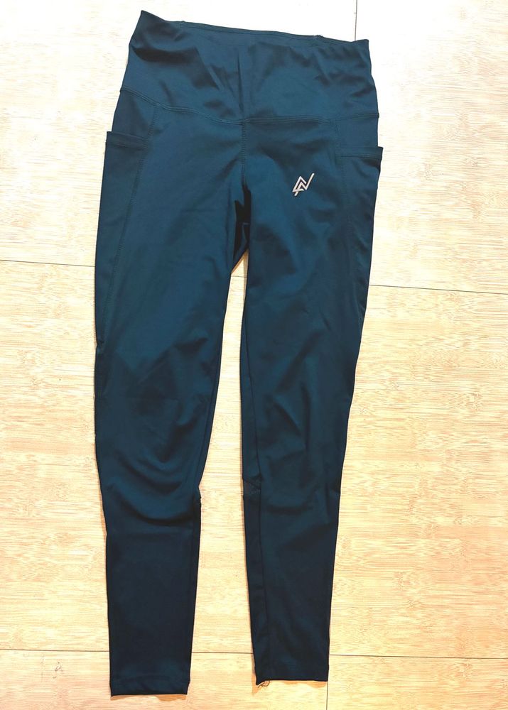 Athletic Leggings with Pockets