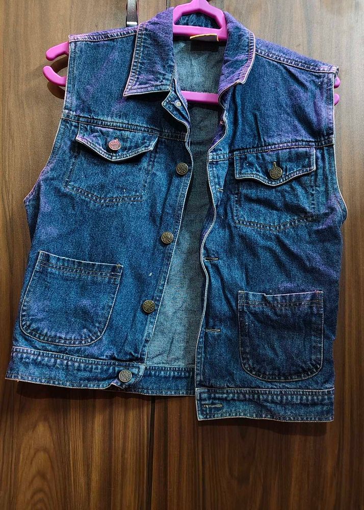 Half Sleeves Denim Jacket 🧥