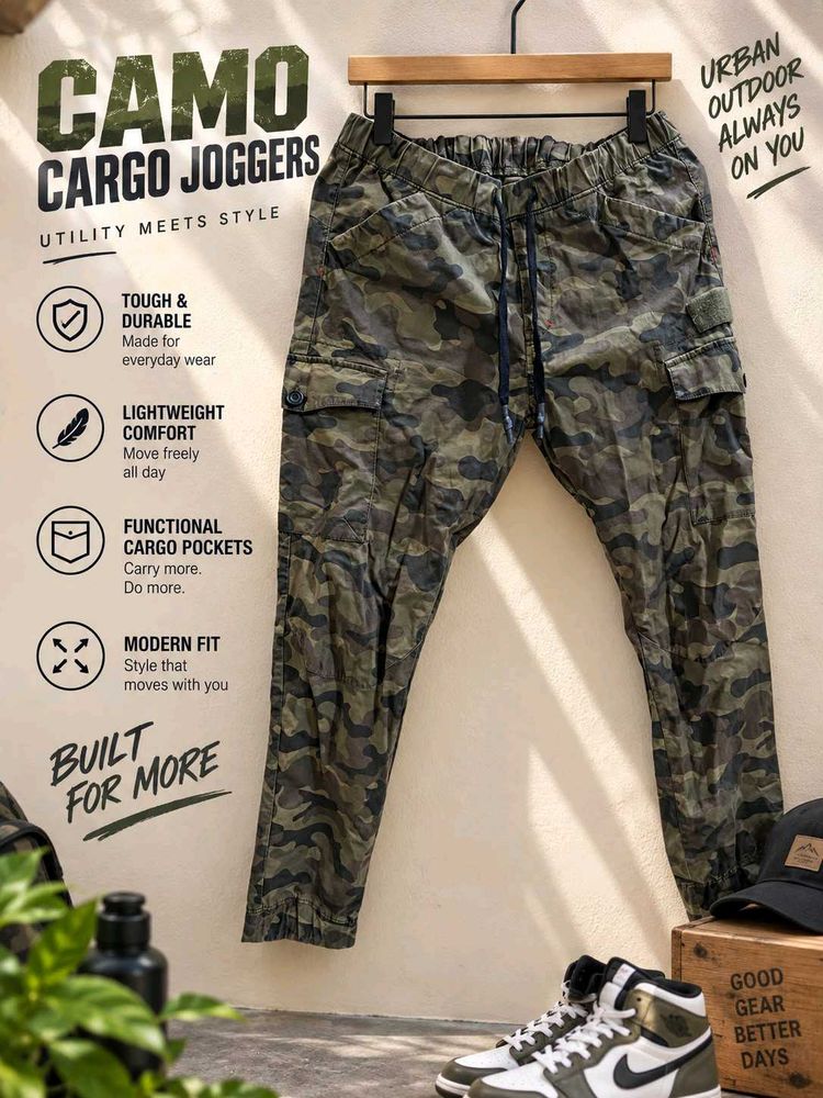 Men's Camo Cargo Joggers