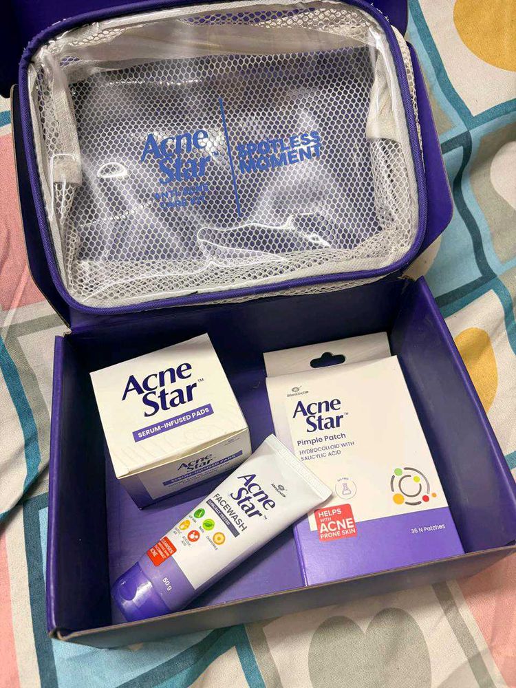 Acne Star Skincare Set with Travel Bag