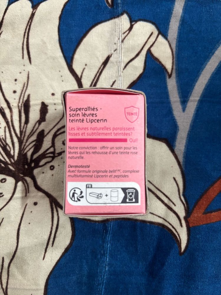Superallies Tinted Lip Care free sample