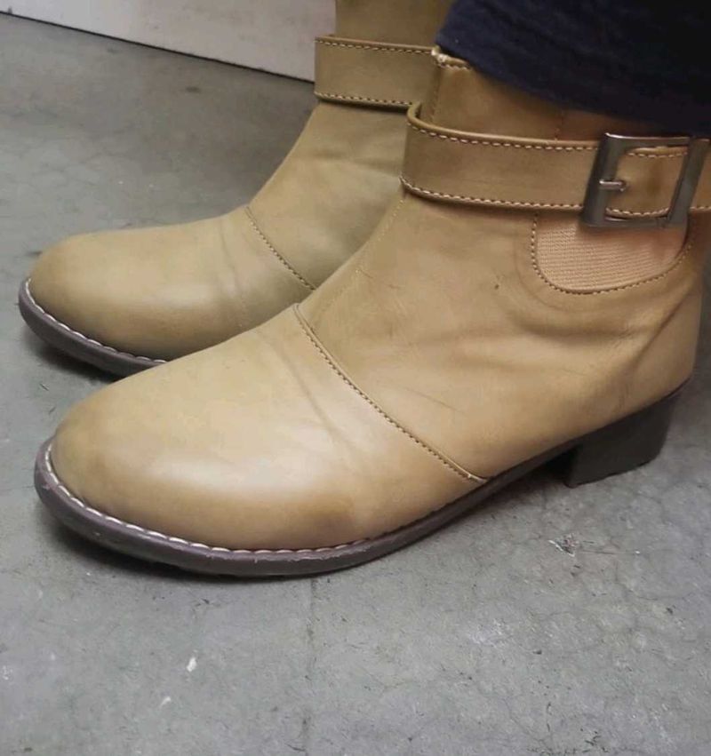 Stylish Tan Ankle Boots