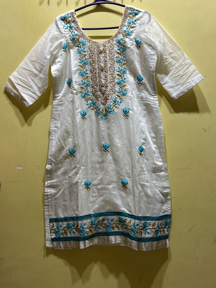 White And Blue Kurta &amp; Pant With Dupatta Size L