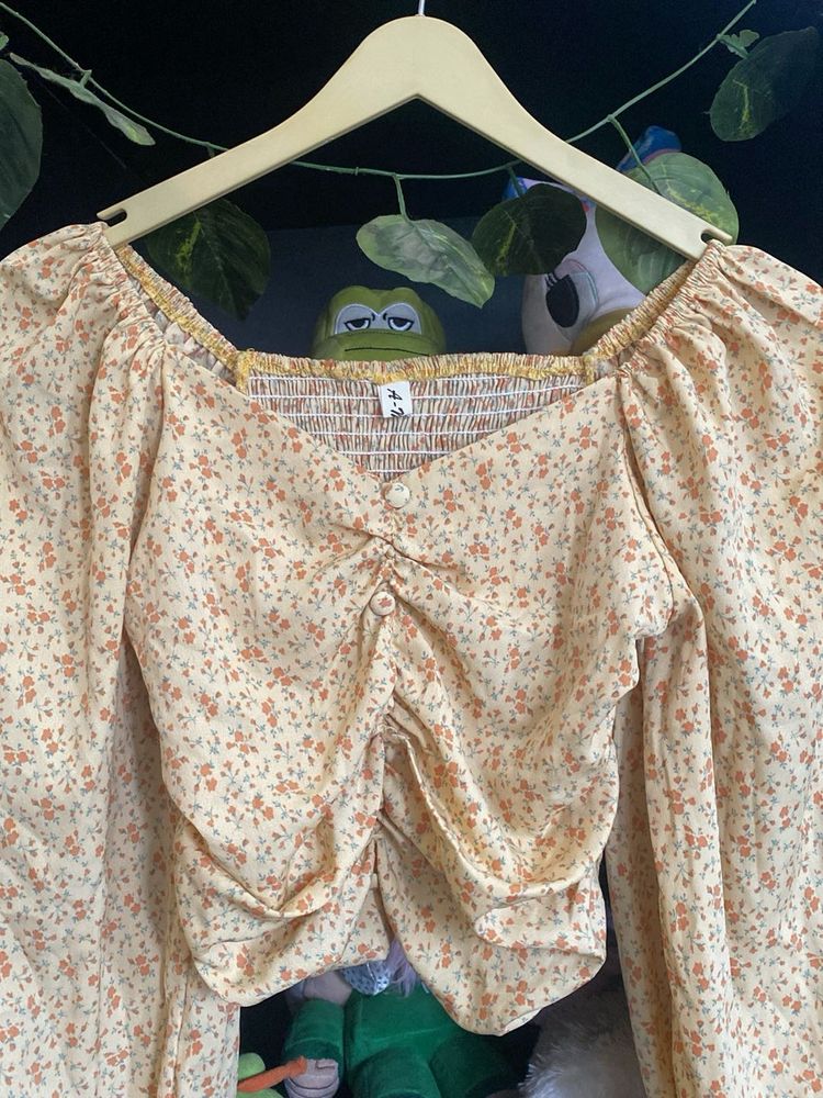 Cute Floral Smocked Square Neck crop Top
