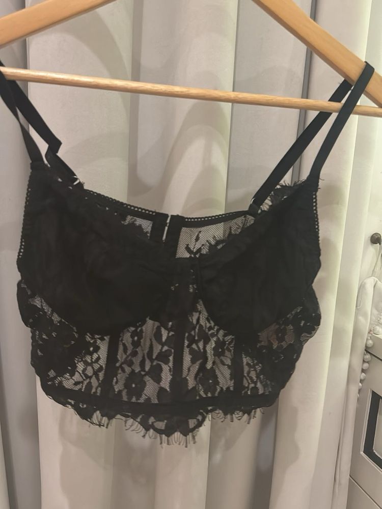 Elegant Black Lace Bralette