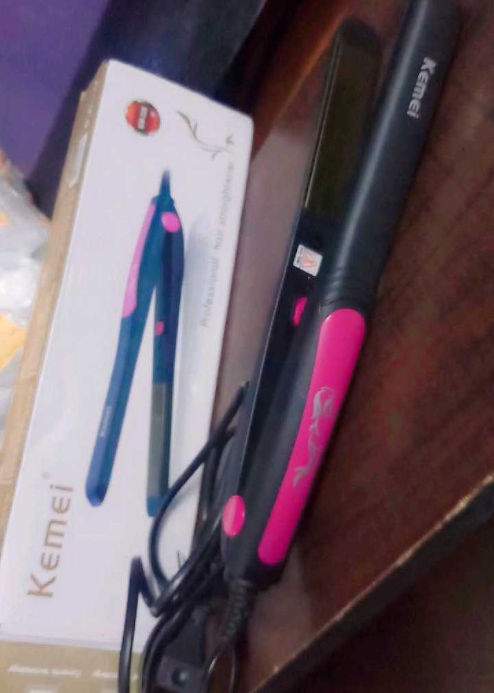Hair straightener