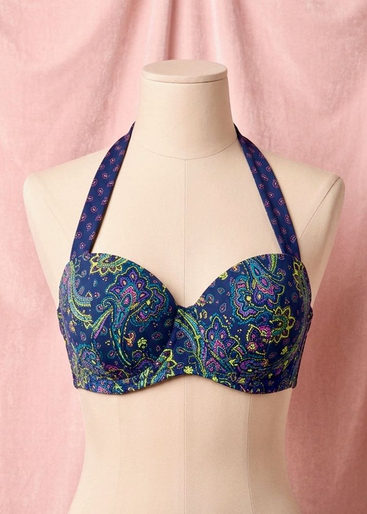 Stylish Paisley Print Halter Bra