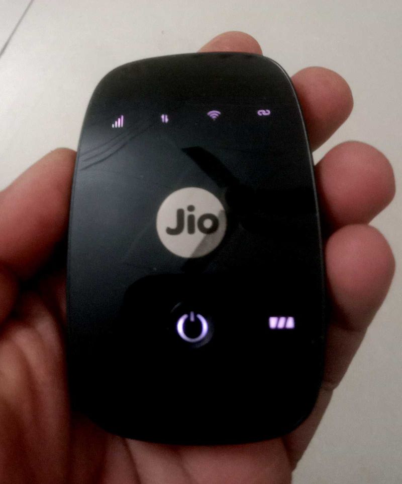 JioFi Hotspot Device