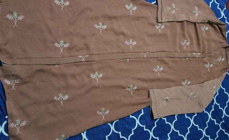 Embroidered abaya (burkha)