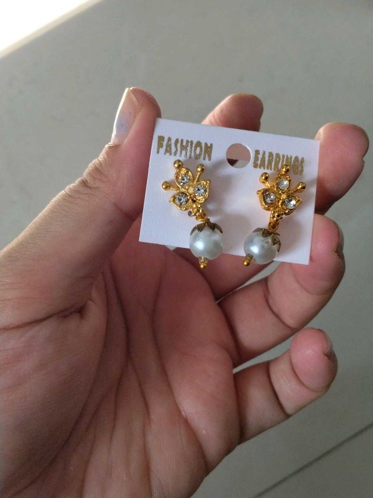 Elegant Pearl Drop Earrings