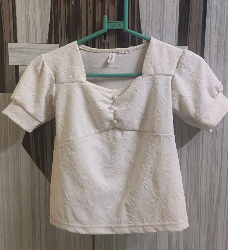 Cream Textured Puff Sleeve Top
