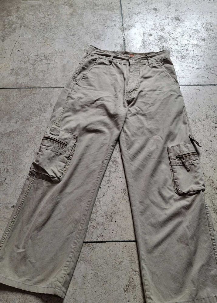 women Cargo pant