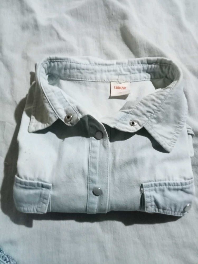 it's girls oversized denim shirt