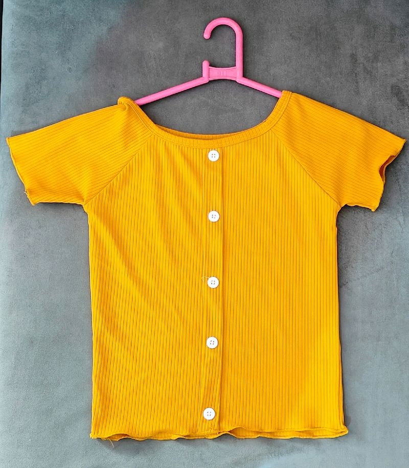 New Aesthetic Front Botton Yellow Crop Top 💛