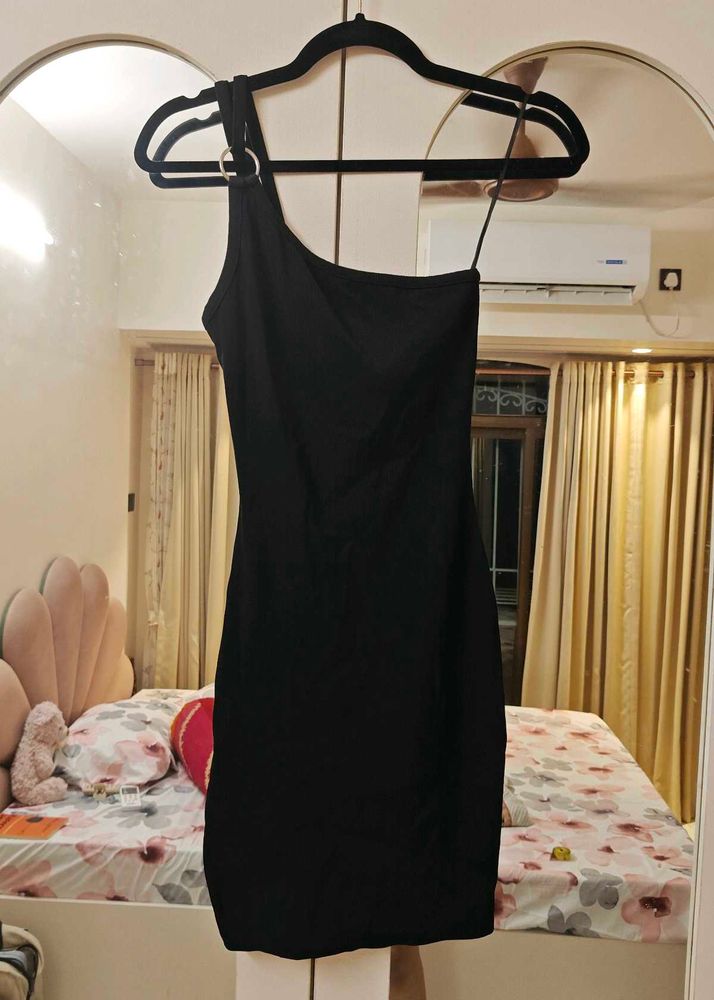 Black One-Shoulder Dress