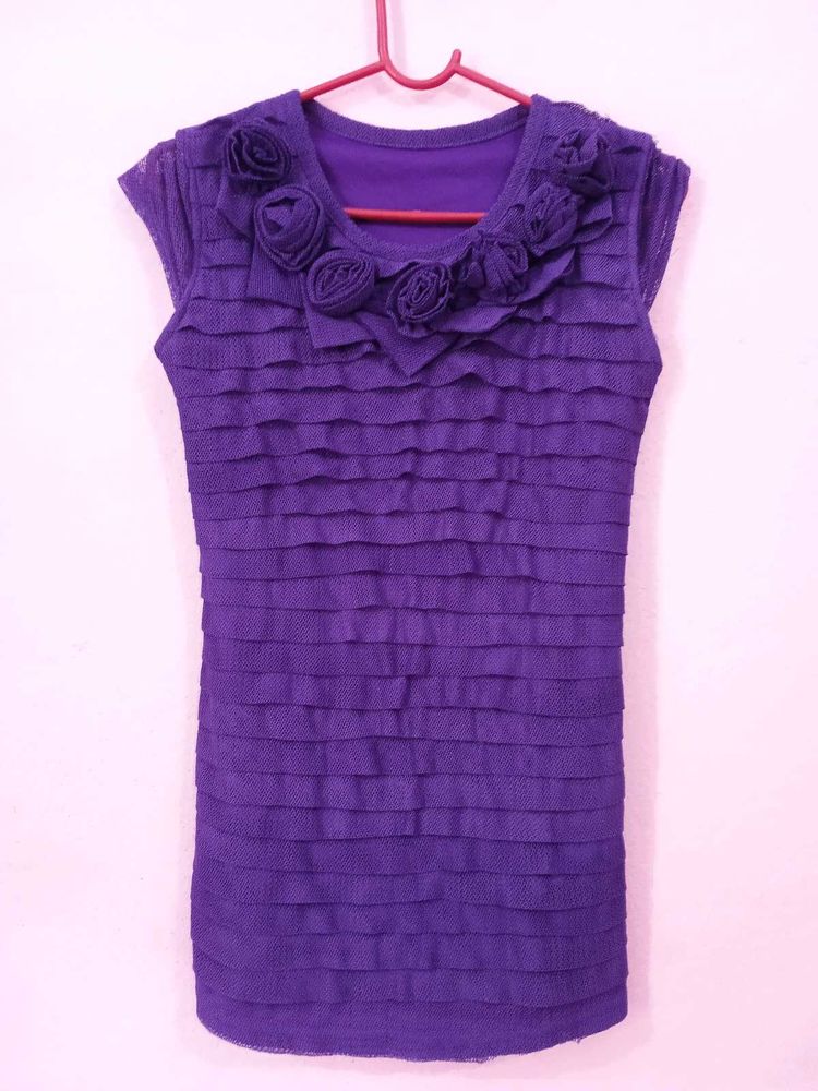 Ruffled Floral Neck Top