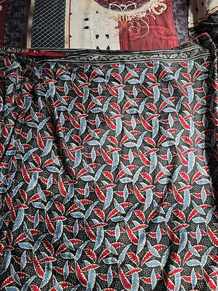 Vibrant Leaf Print Saree : Hook drape sare