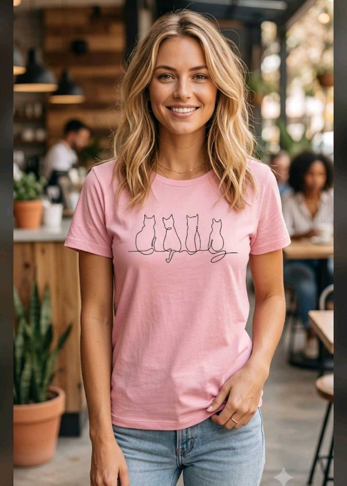 3 Cute Cat Line Art T-Shirt