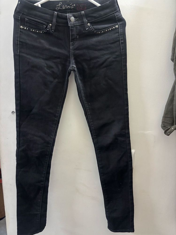 Levi's Black Skinny Jeans